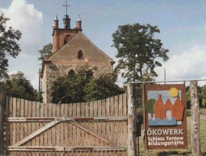 Blick vom kowerk zur Kirche
